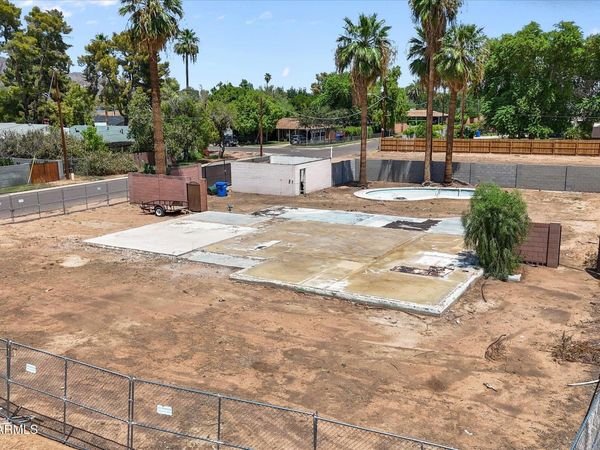 1875 N 38TH Place, Unit A, Phoenix, AZ 85008