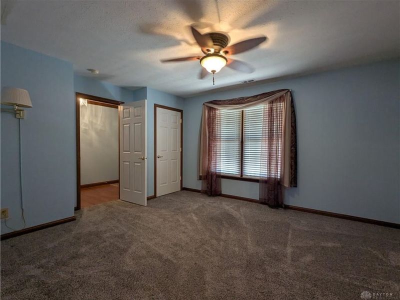 1940 Shady Oak Court, Springfield, OH 45502 Photo 11