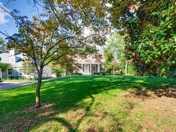 226 Woodmont Cir , Nashville, TN 37205