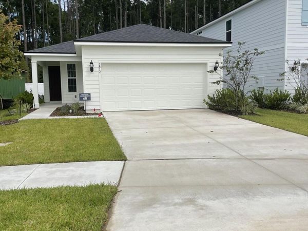 1812 MICKEY Way, Middleburg, FL 32068