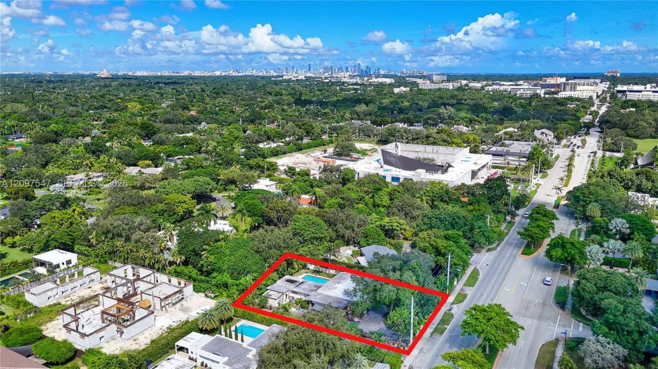 6851 Sunset Dr , South Miami, FL 33143 Photo