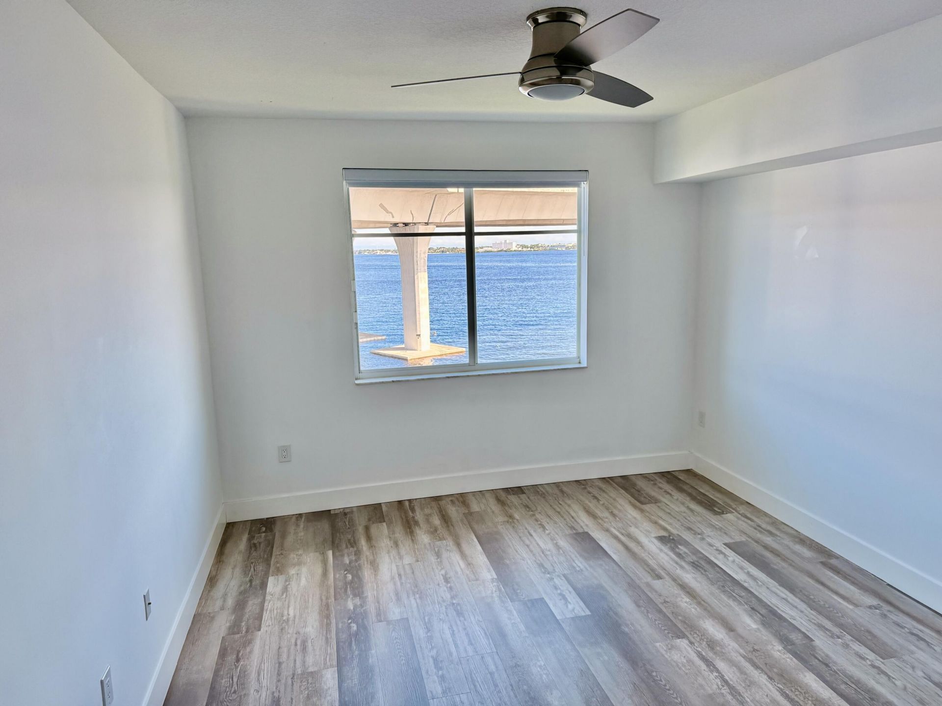 415 NW Flagler Avenue, Stuart, FL 34994 Photo