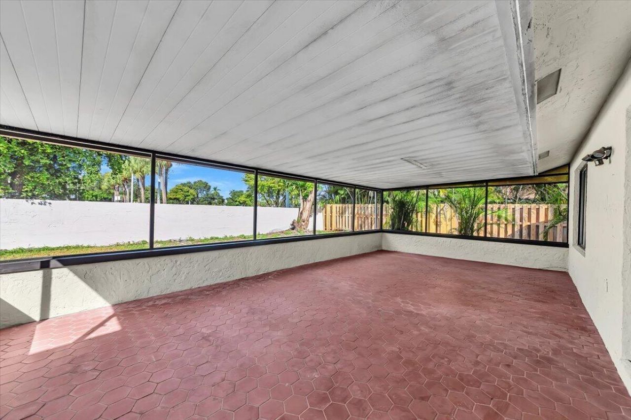 837 SW 56th Avenue, Margate, FL 33068 Photo