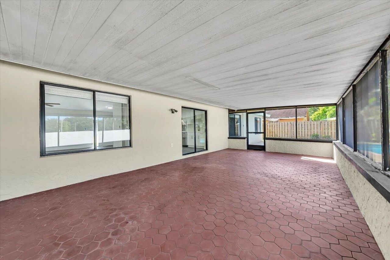837 SW 56th Avenue, Margate, FL 33068 Photo