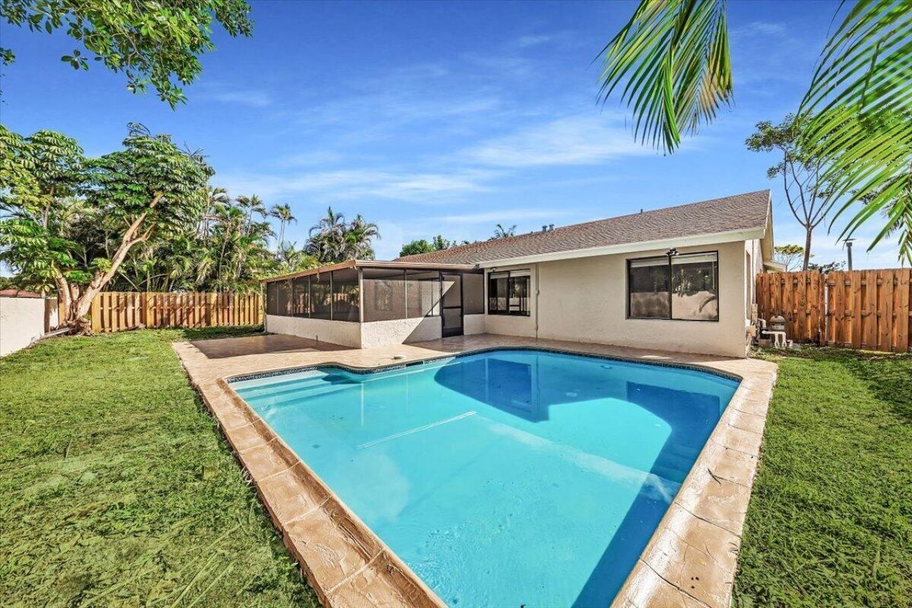 837 SW 56th Avenue, Margate, FL 33068 Photo