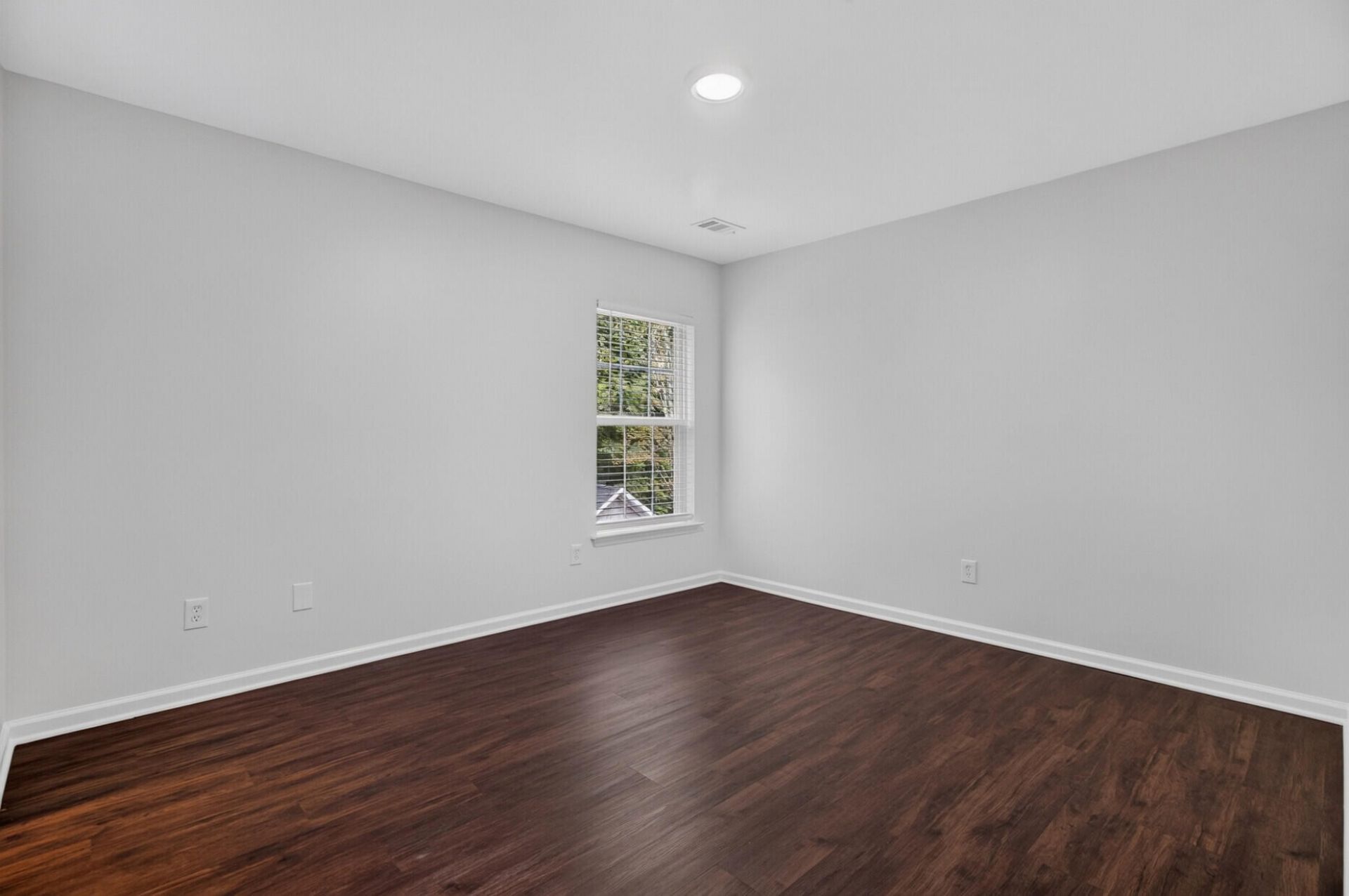 126 Avalon Road Photo 31
