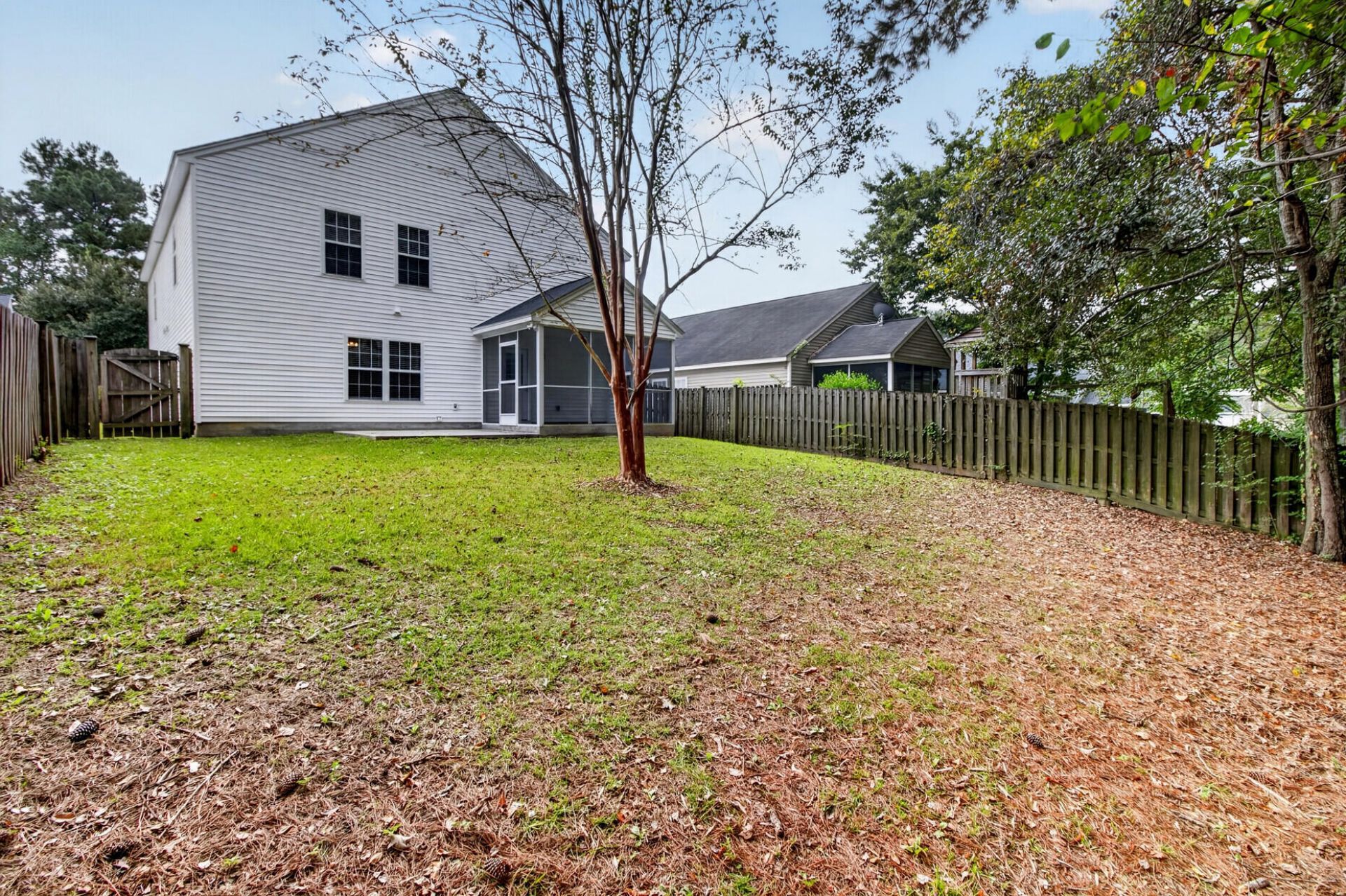 126 Avalon Road Photo 36
