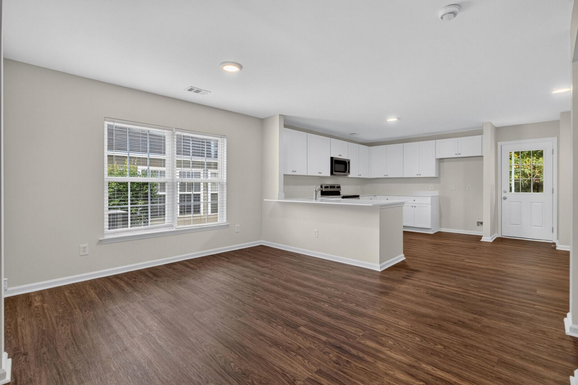 126 Avalon Road Photo 6