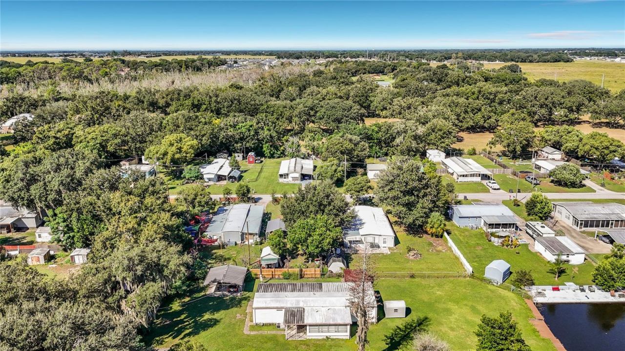 1726 Flint Drive, Auburndale, FL 33823 Photo