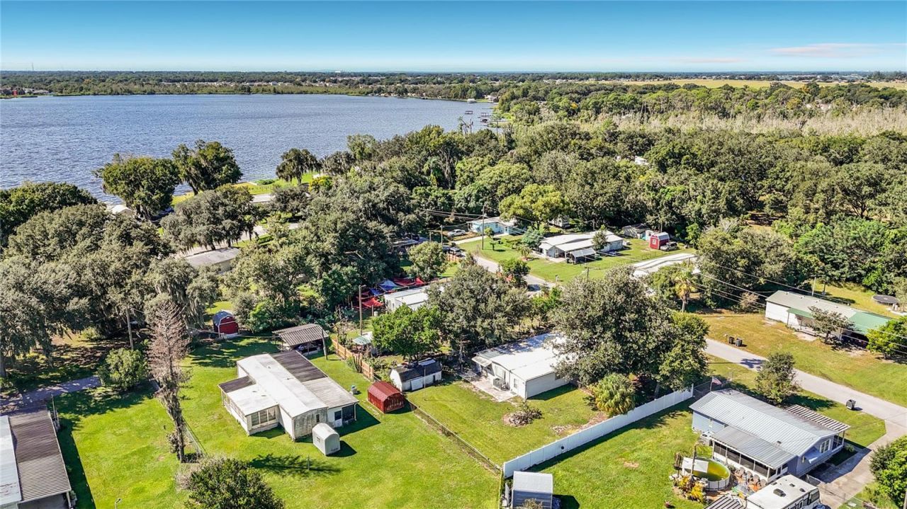 1726 Flint Drive, Auburndale, FL 33823 Photo