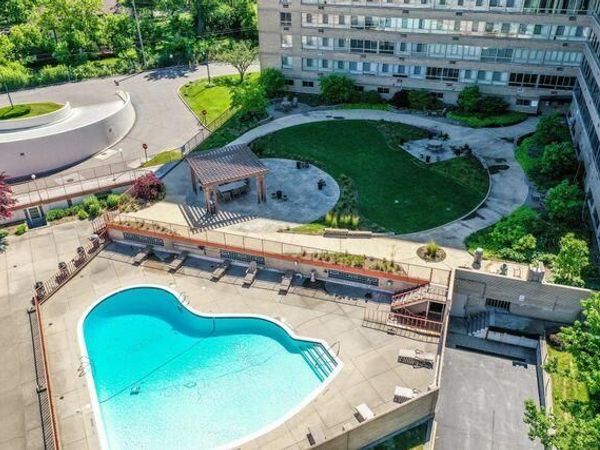 8900 E Jefferson Avenue, Unit 1012-13, Detroit, MI 48214