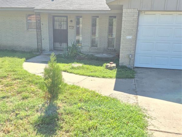11020 E 17th Street N, Tulsa, OK 74128