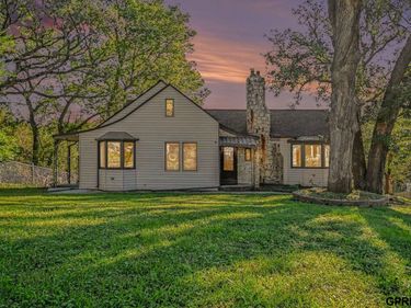 319 N Bellevue Boulevard, Bellevue, NE 68005