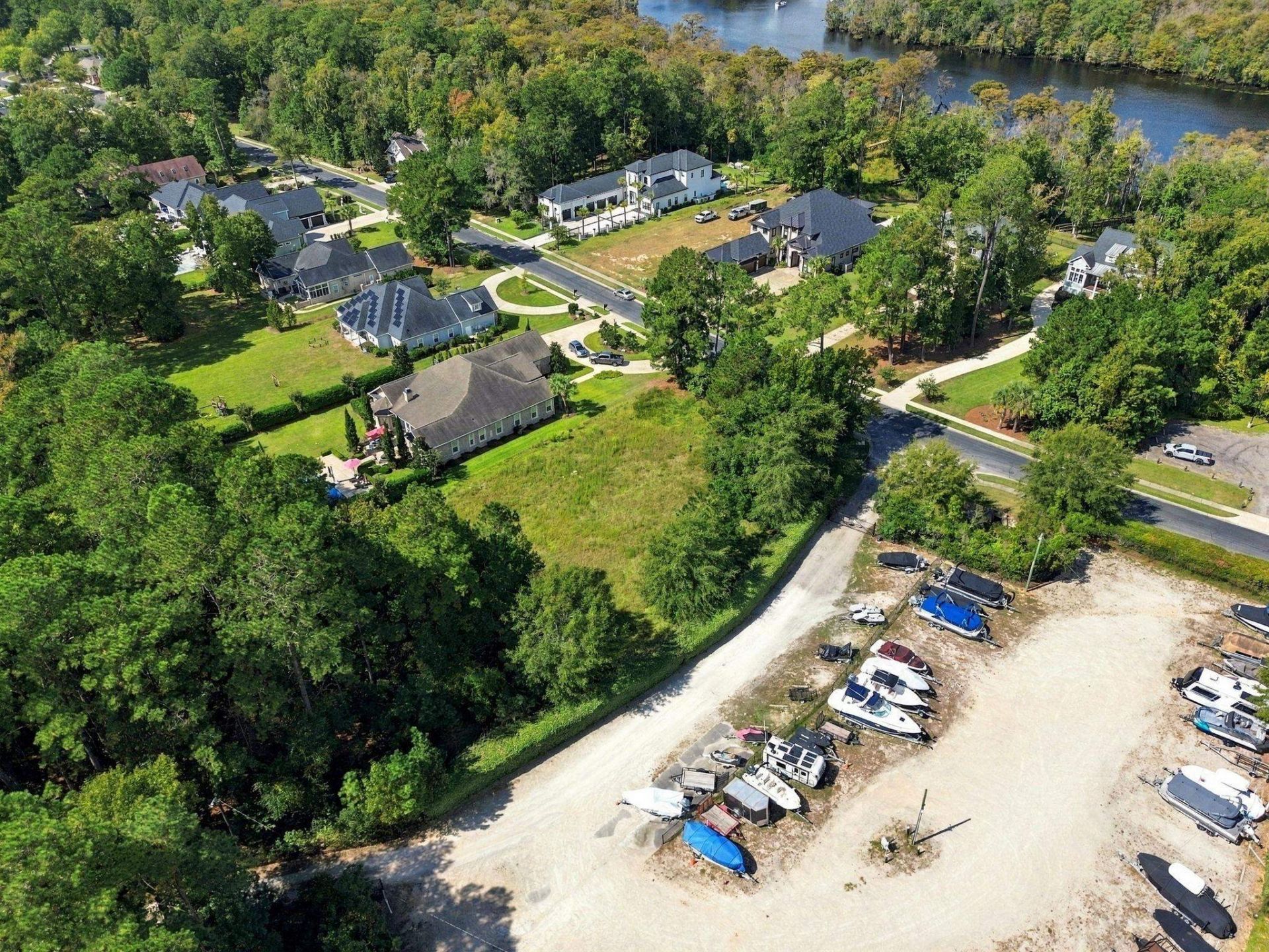 367 Chamberlain Rd. Photo 4