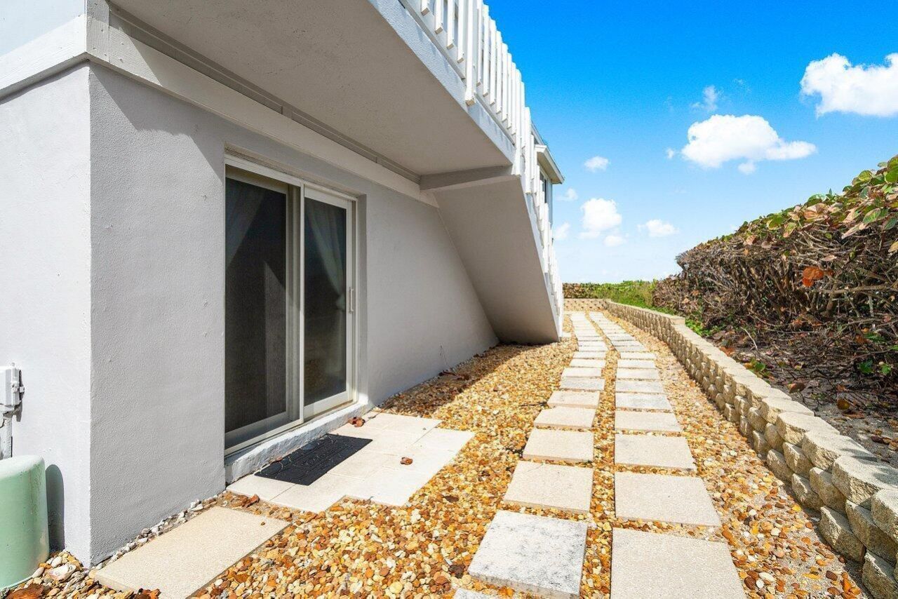 1457 NE Ocean Boulevard, Unit 1, Stuart, FL 34996 Photo