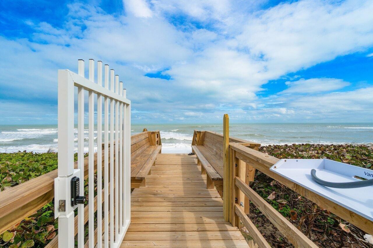 1457 NE Ocean Boulevard, Unit 1, Stuart, FL 34996 Photo