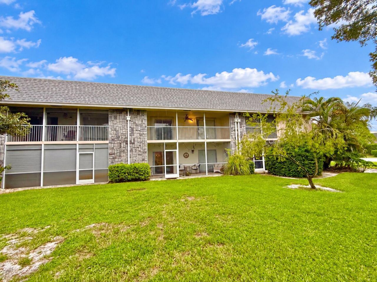 18081 SE Country Club Drive, Unit 21-207, Jupiter, FL 33469 Photo