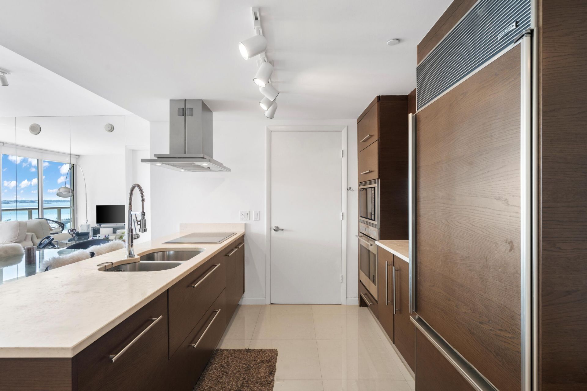 495 Brickell Avenue, Unit 811, Miami, FL 33131 Photo