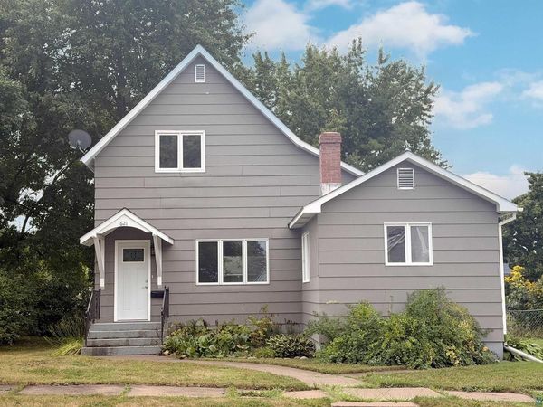 621 18th Ave W, Ashland, WI 54806