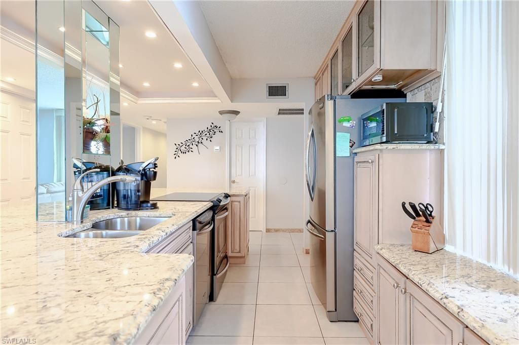 4001 Gulf Shore Blvd N, Unit 1406, Naples, FL 34103 Photo