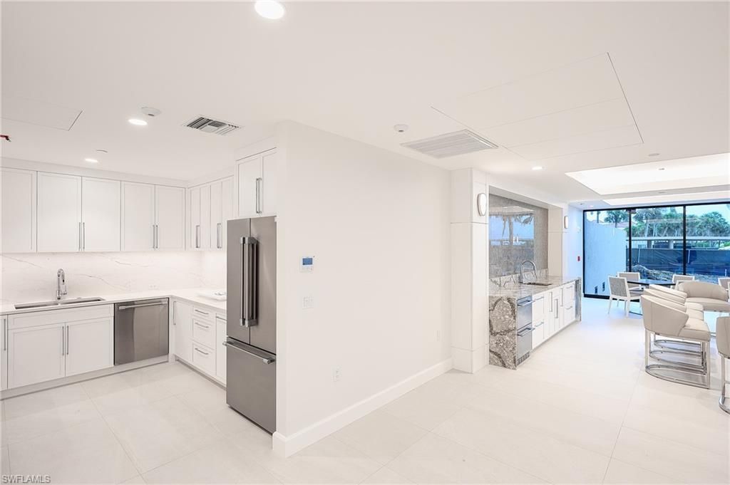 4001 Gulf Shore Blvd N, Unit 1406, Naples, FL 34103 Photo