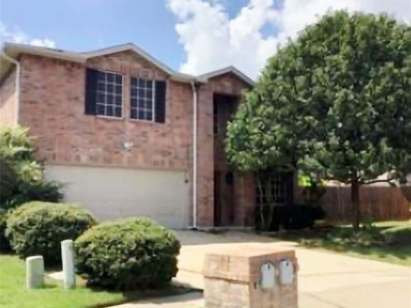 8402 Plantain Court, Arlington, TX 76002