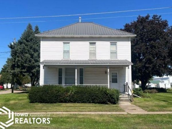 707 E Henry Street, Mount Pleasant, IA 52641