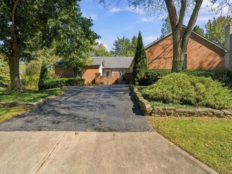 8874 Cruden Bay Court, Dublin, OH 43017 Photo 3