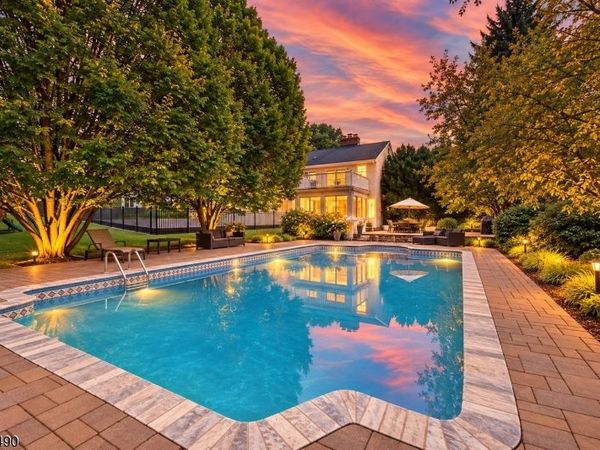 7 Fawn Dr, Montville, NJ 07045