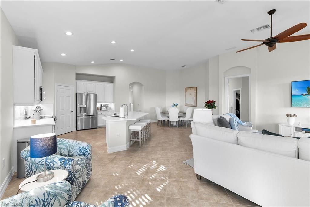 1286 Rialto Way , Unit 9-202, Naples, FL 34114 Photo