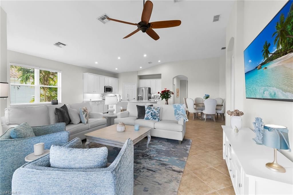 1286 Rialto Way , Unit 9-202, Naples, FL 34114 Photo