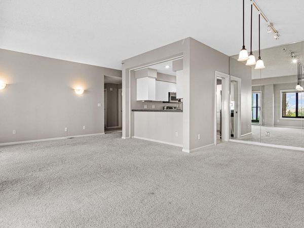 1235 Yale Place, Unit 808, Minneapolis, MN 55403
