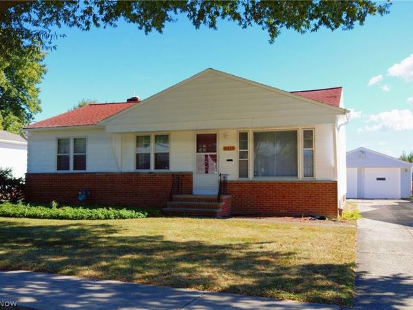 6413 Anita Drive, Parma Heights, OH 44130