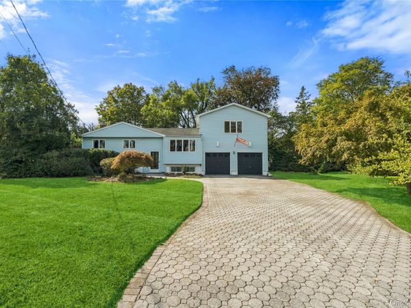 5 Lansing Lane , East Northport, NY 11731