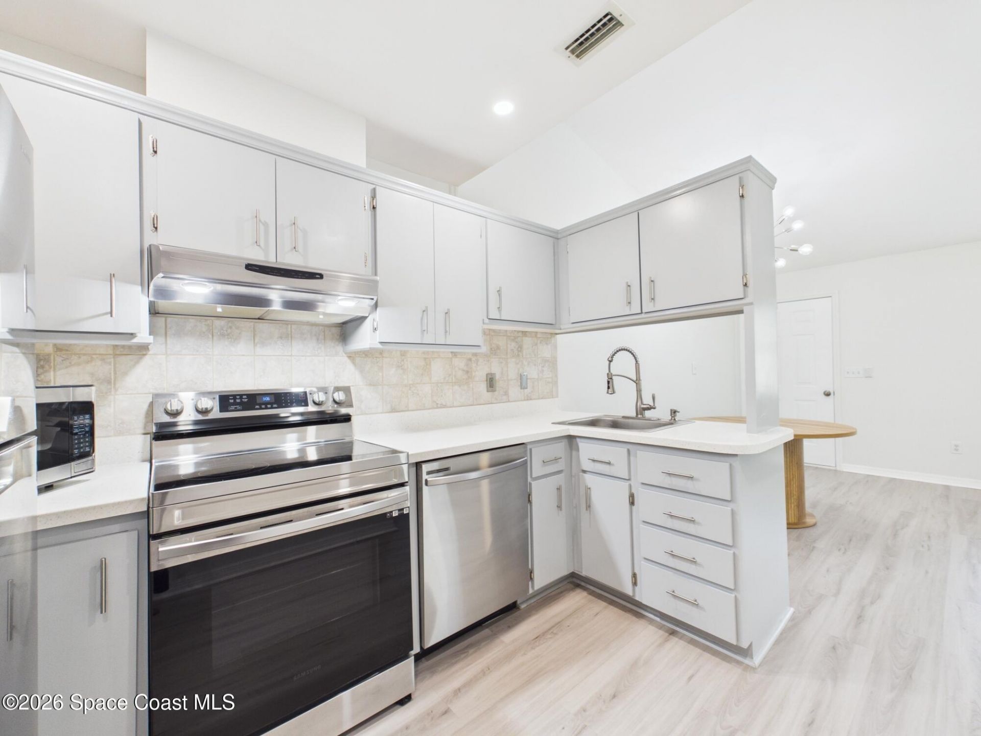8520 Highway 1 , Unit E9, Sebastian, FL 32976 Photo
