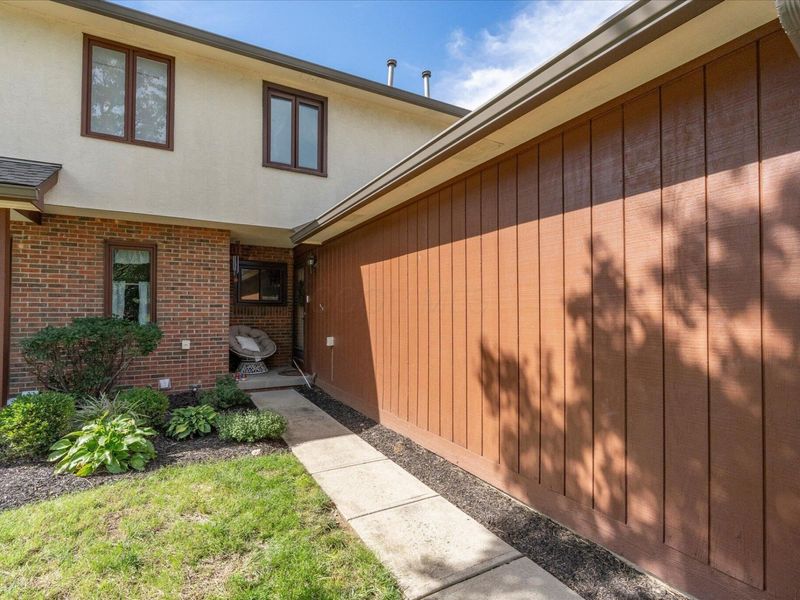 3153 Parkview Circle , Grove City, OH 43123 Photo 1