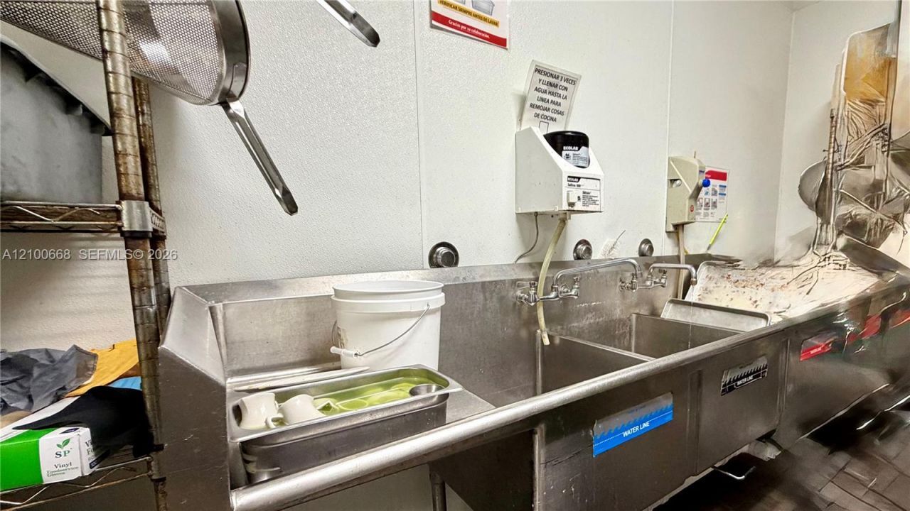 Please Call For Address, Miami, FL 33132 Photo
