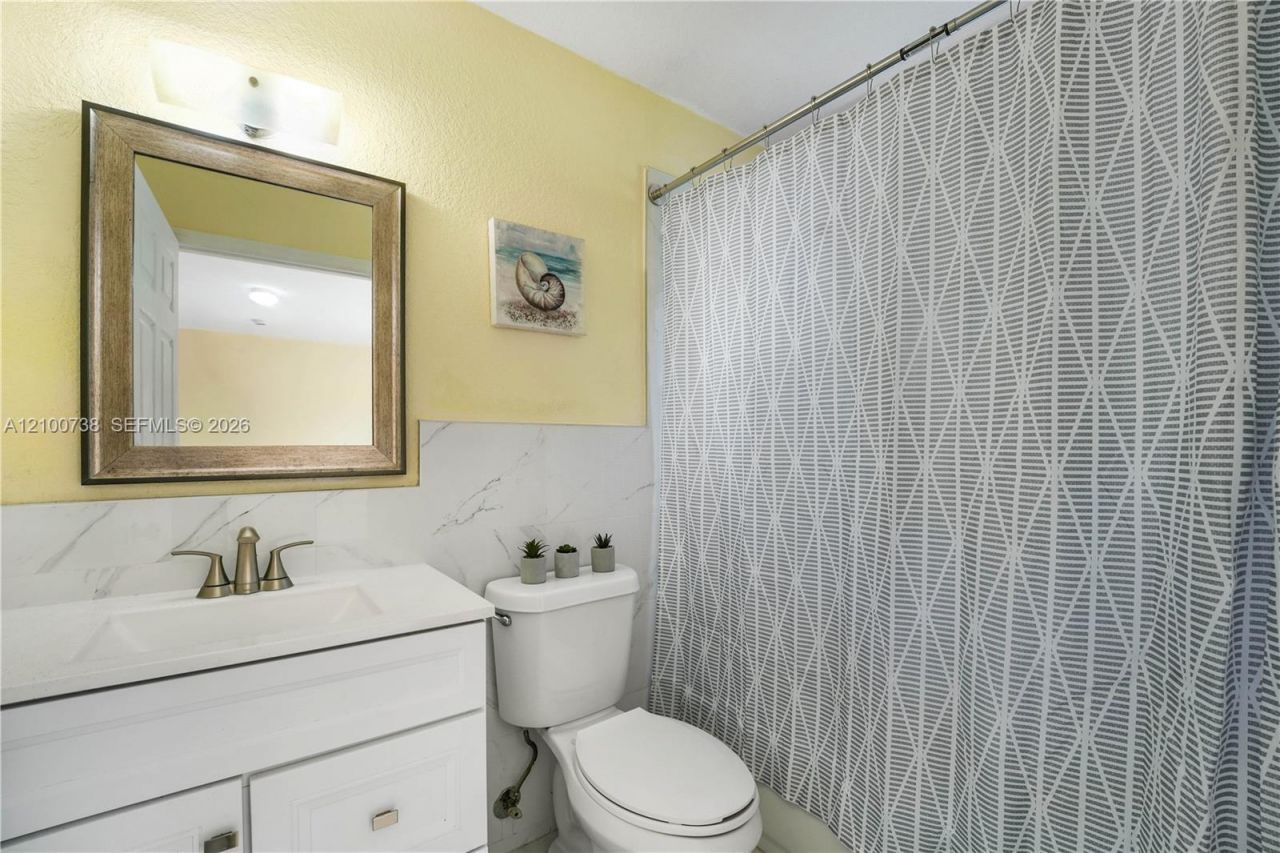 10170 W Fern St , Miami, FL 33157 Photo