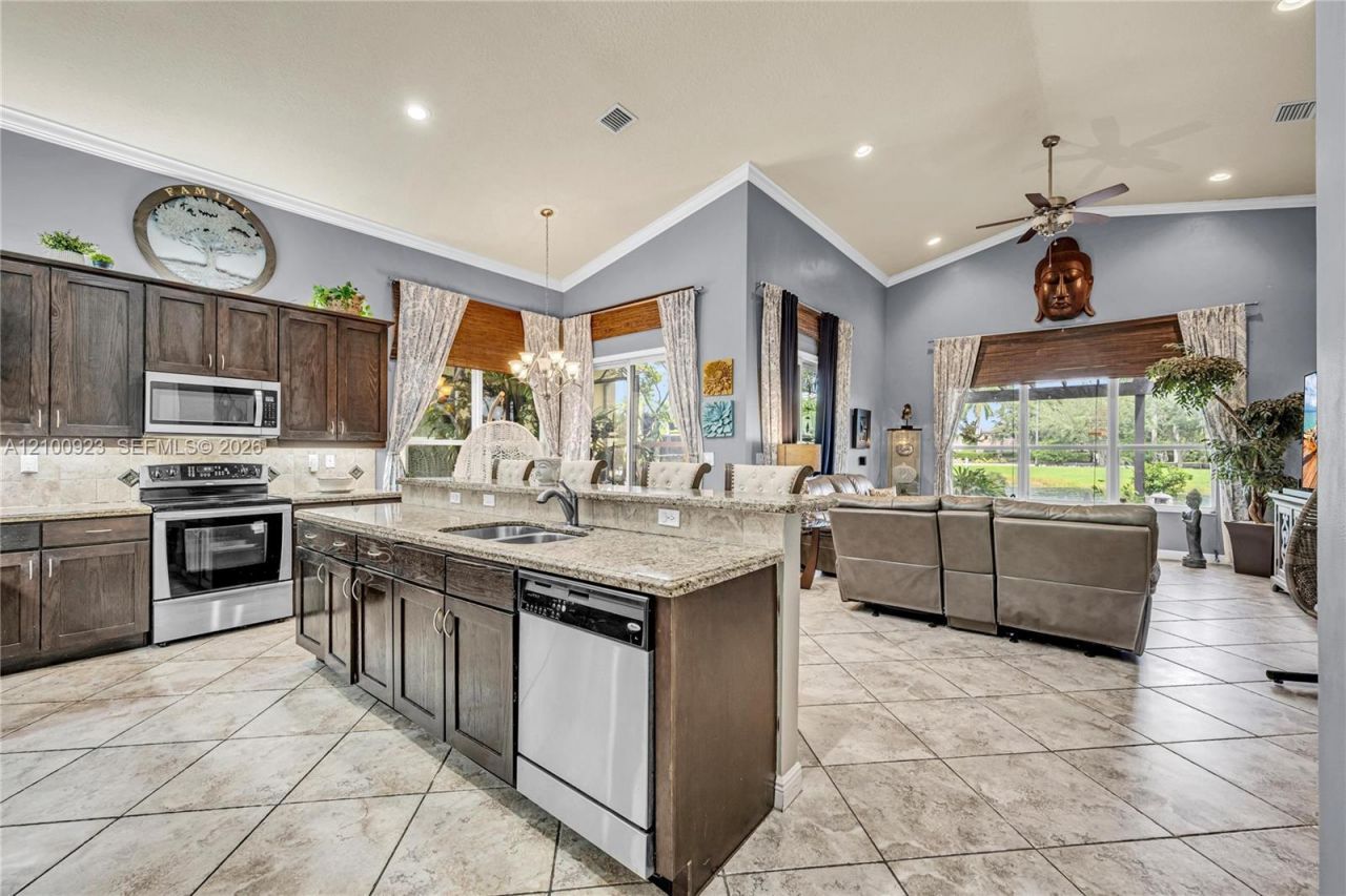 3473 NE 2nd St, Homestead, FL 33033 Photo