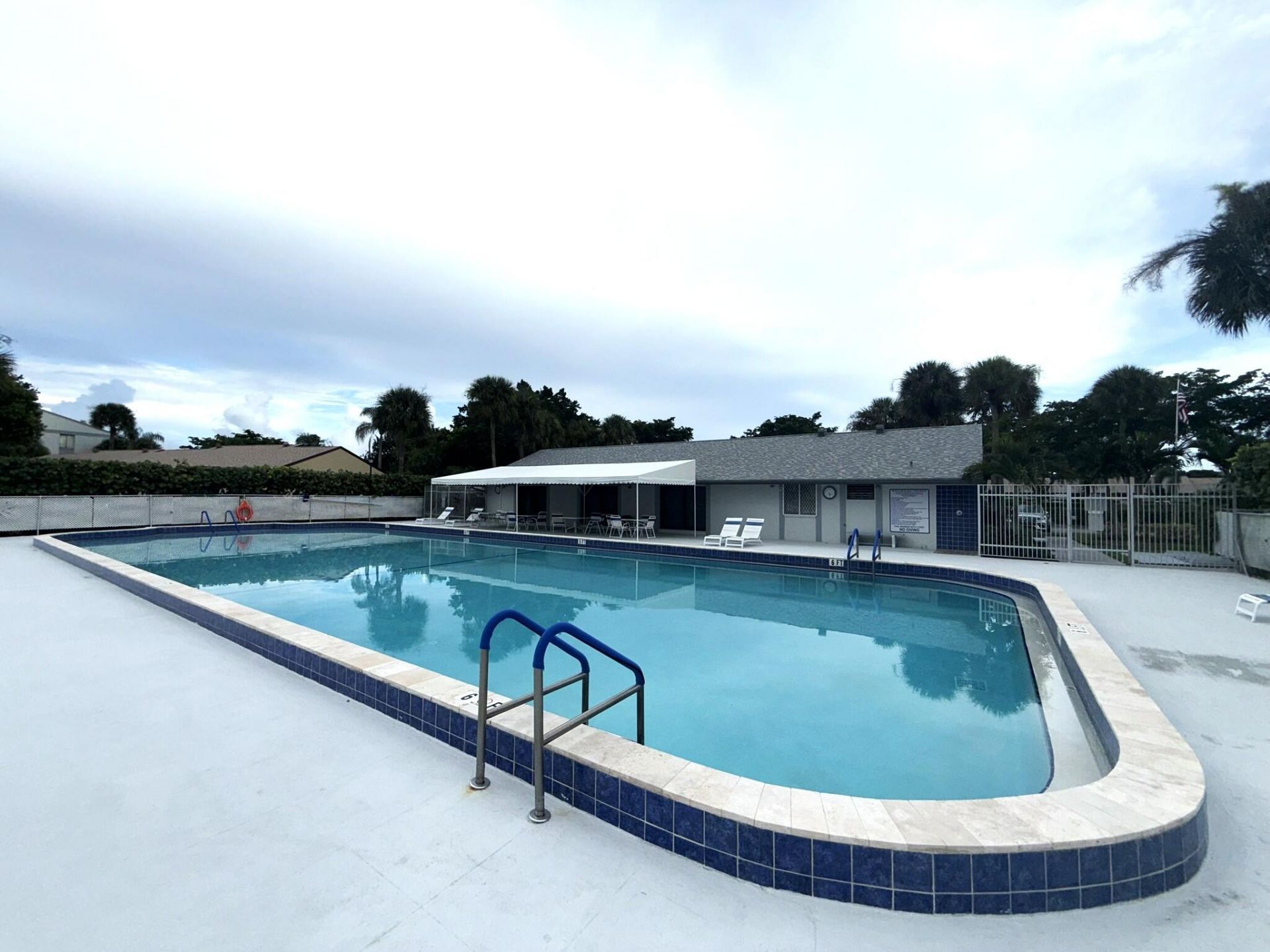 1017 Green Pine Boulevard, Unit H, West Palm Beach, FL 33409 Photo