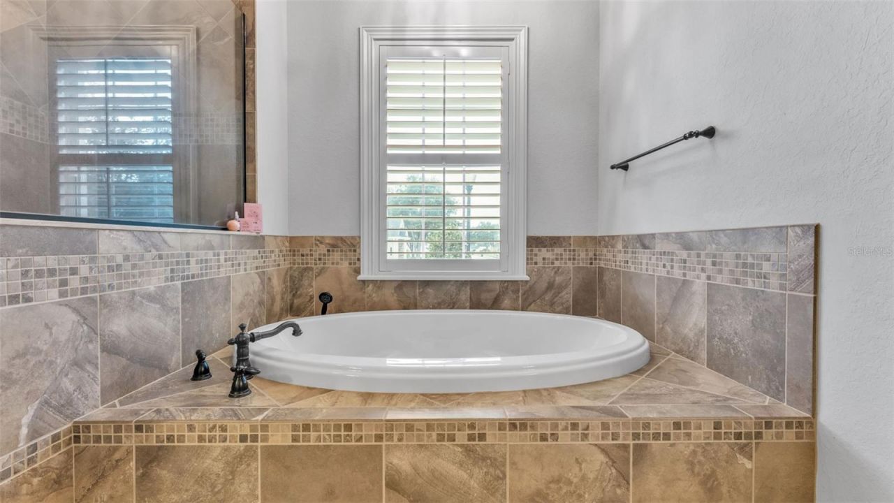 6626 Crescent Woods Circle , Lakeland, FL 33813 Photo
