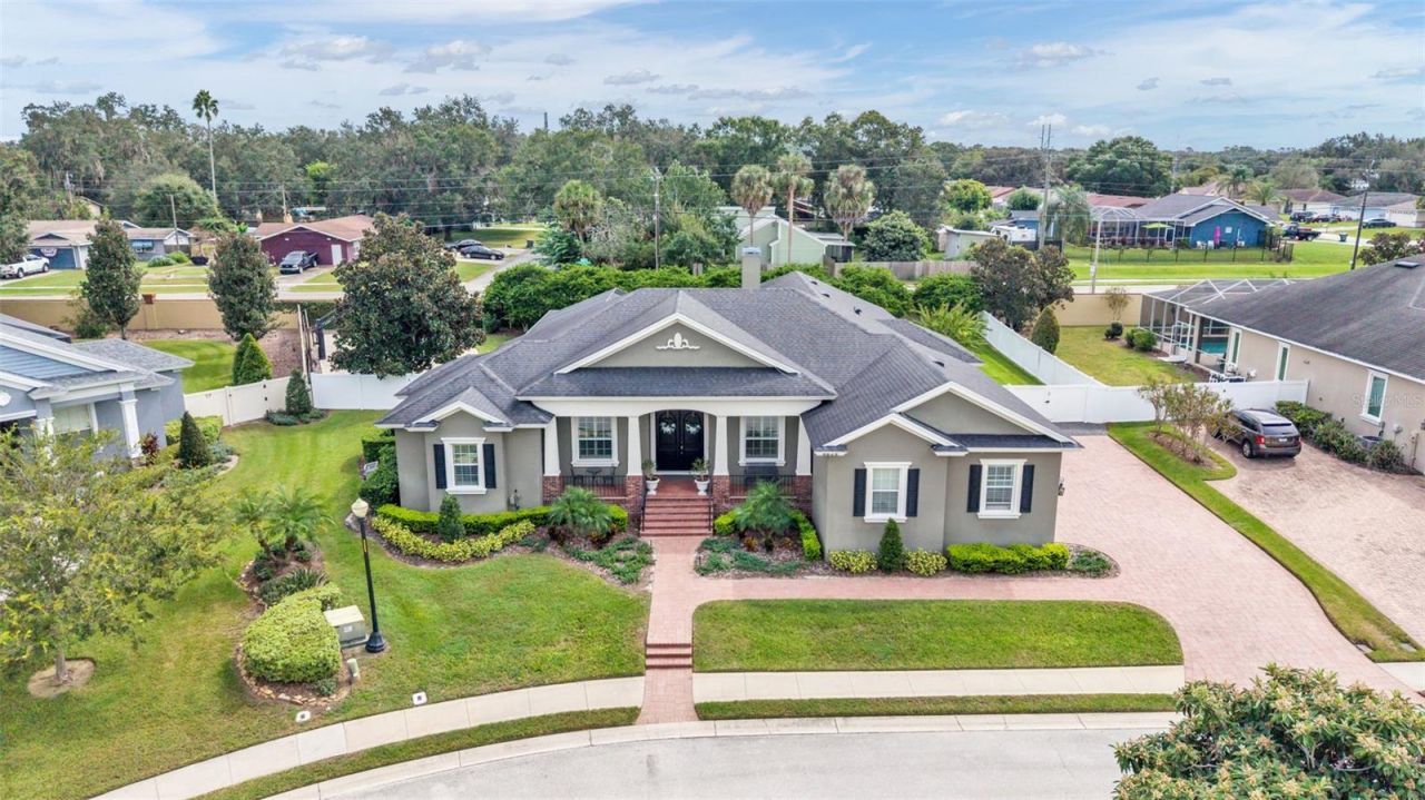 6626 Crescent Woods Circle , Lakeland, FL 33813 Photo
