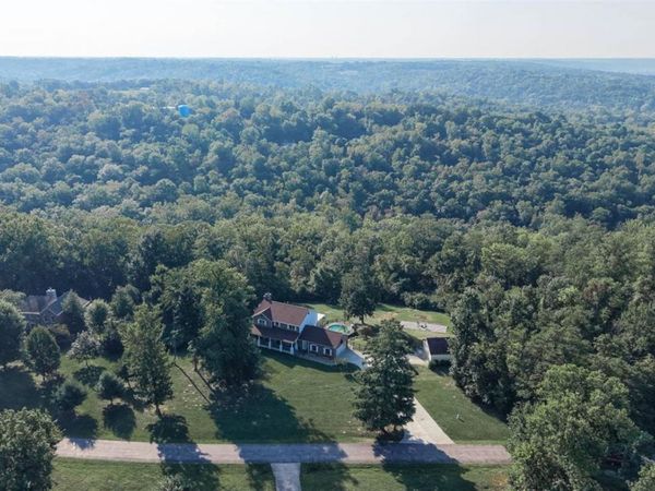 2113 Beech Cove, Ohio Twp, OH 45157
