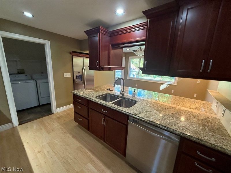 9423 Highland Drive , Brecksville, OH 44141 Photo 7