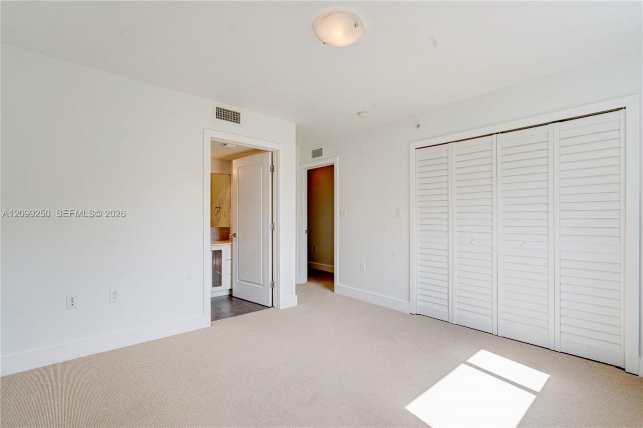 7541 SW 61st Ave , Unit 2, South Miami, FL 33143 Photo