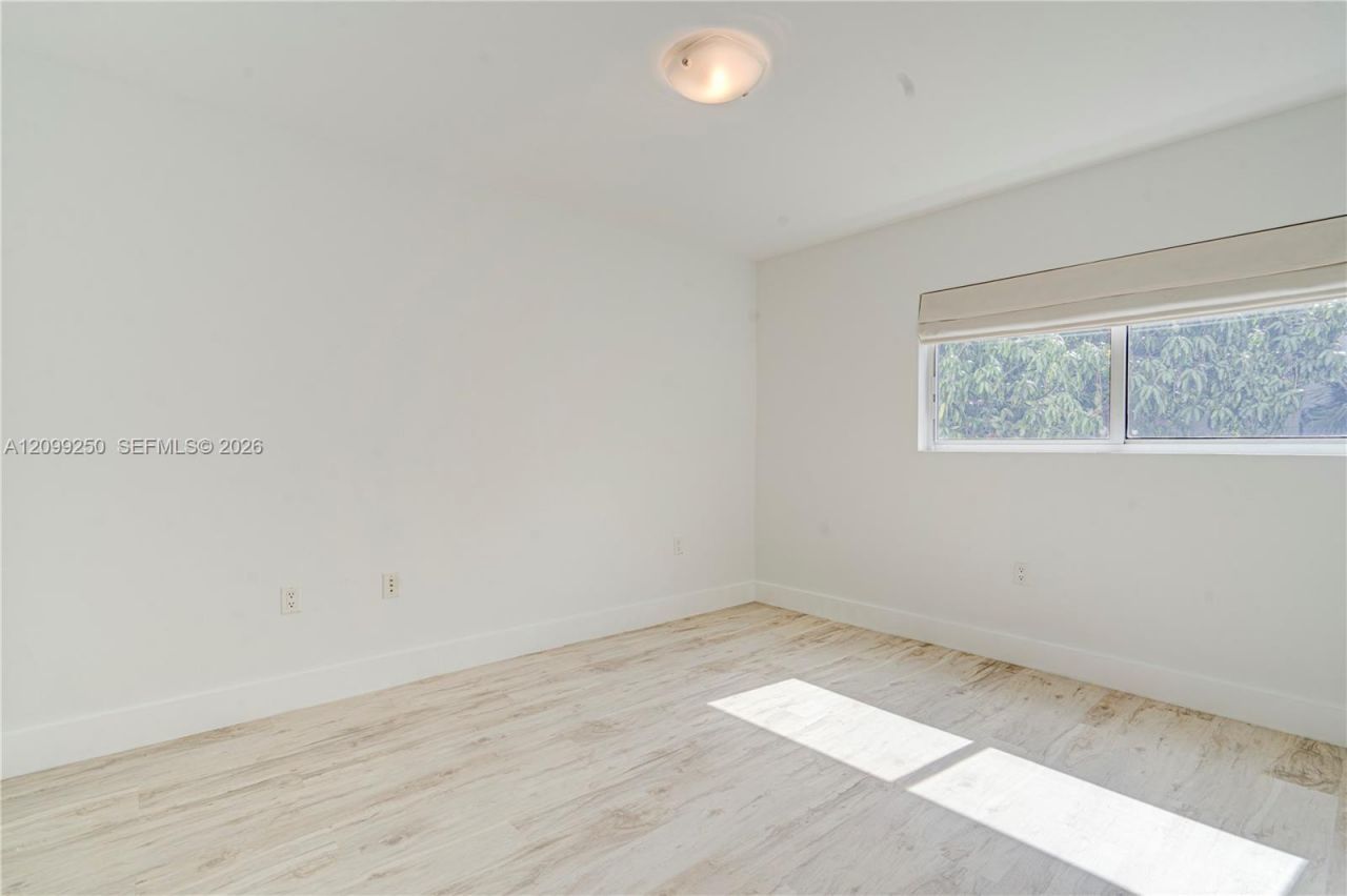 7541 SW 61st Ave , Unit 2, South Miami, FL 33143 Photo