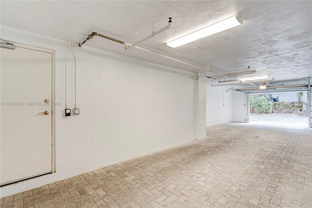7541 SW 61st Ave , Unit 2, South Miami, FL 33143 Photo