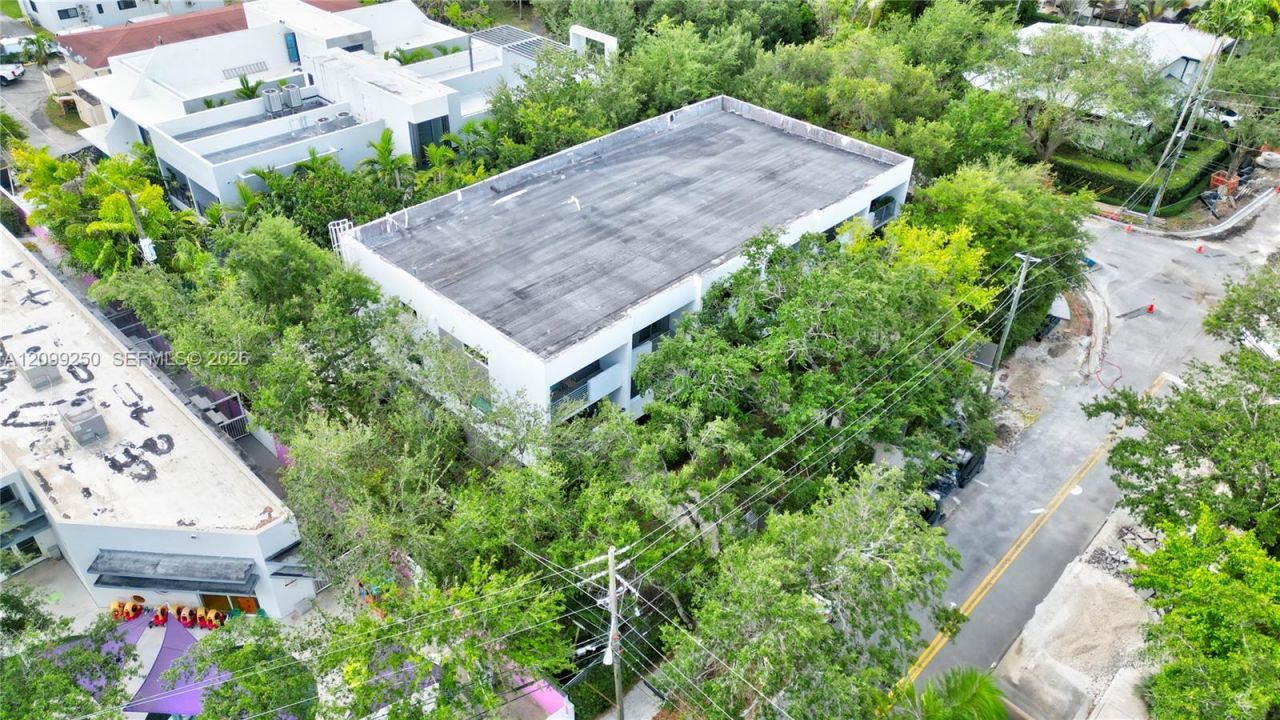 7541 SW 61st Ave , Unit 2, South Miami, FL 33143 Photo