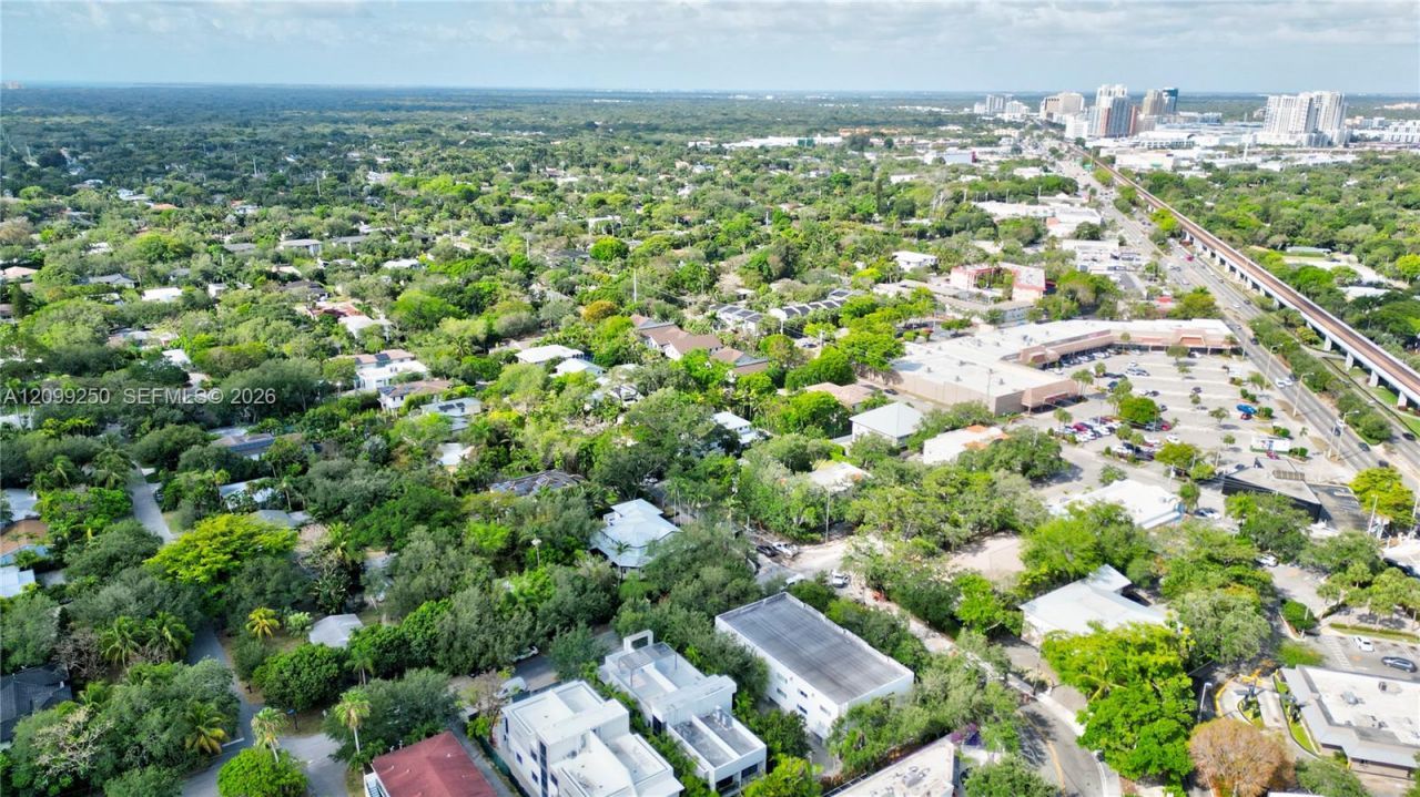 7541 SW 61st Ave , Unit 2, South Miami, FL 33143 Photo