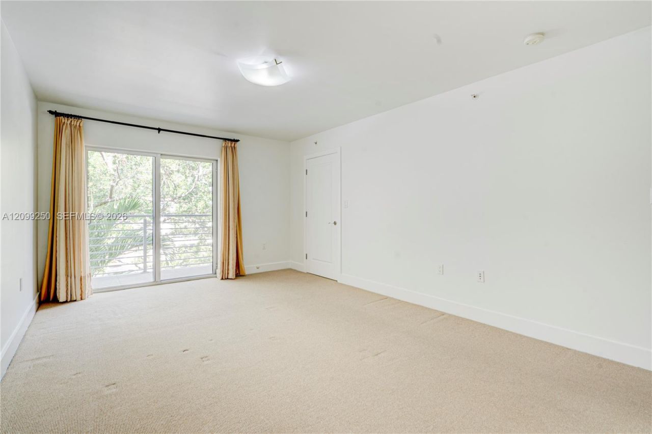 7541 SW 61st Ave , Unit 2, South Miami, FL 33143 Photo